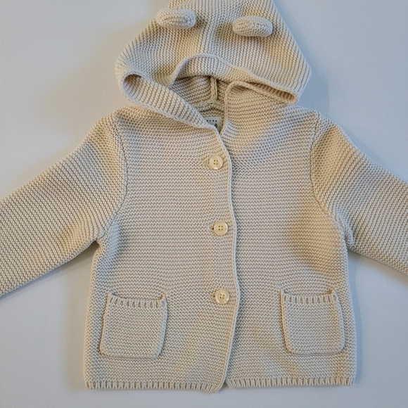 🆕️6-12M Gap Cream Knit Cardigan/Jacket - Picture 2 of 4
